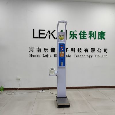 33*55*235cm Machine de mesure de l'IMC du corps médical pour une mesure précise de la taille et du poids
