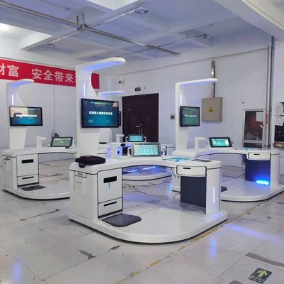 Kiosque d'examen médical en libre-service avec taille globale 180 L * 180 W * 235 H CM