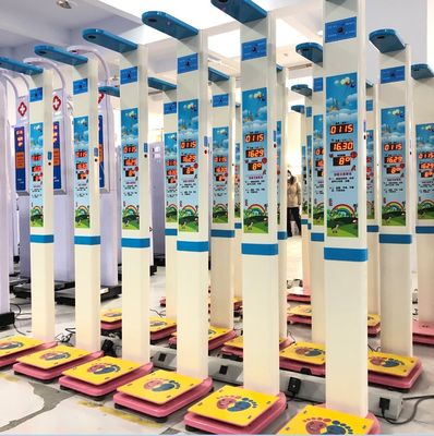 Personnalisation ODM Enfants Échelle automatique de poids et de hauteur de siège pour enfants 50-150cm