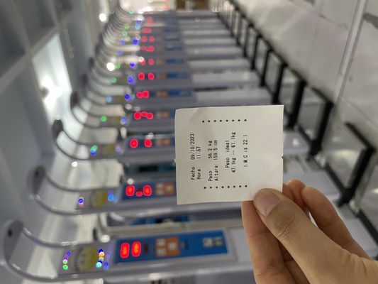 Mesure professionnelle de l'IMC à échelle numérique LEKA avec fonctionnement de la pièce et affichage LED