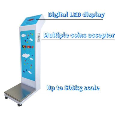 Mesure précise du poids corporel avec l'échelle de bagages fonctionnant à la pièce LEKA et l'écran LED