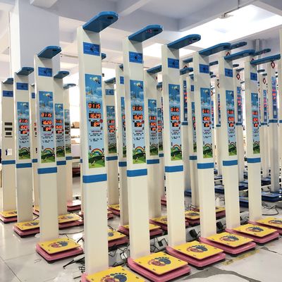 Échelle avancée de chaise pour enfants pour une surveillance précise de la taille et du poids dans les hôpitaux