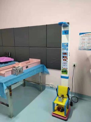 Échelle avancée de chaise pour enfants pour une surveillance précise de la taille et du poids dans les hôpitaux