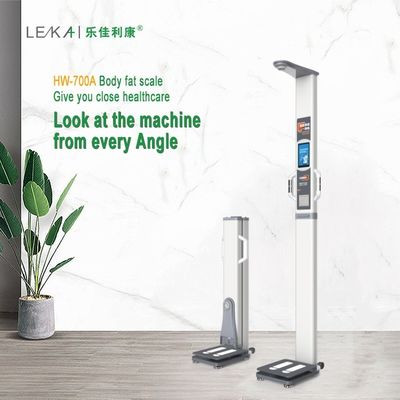 AC100-220V Machine à échelle d'indice de masse corporelle à hauteur et poids pliables à fonctionnement de pièce avec analyseur de graisse corporelle