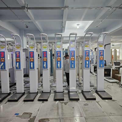 OEM 200kg Balance de pesée de l'IMC de précision analyseur de graisse corporelle HW-600
