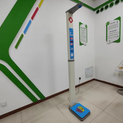 Balance du corps humain pliable avec diffusion vocale automatique et fonction de mesure de l'IMC